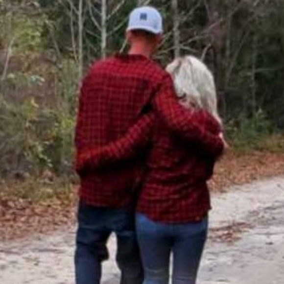 Meet your Posher, Megan - Picture 1 of 1